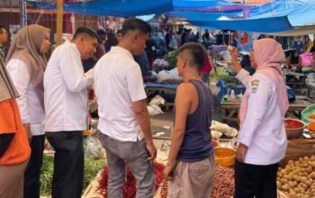 Satgas pangan sumbar temukan minyakita dijual rp20 ribu/liter di padang pariaman