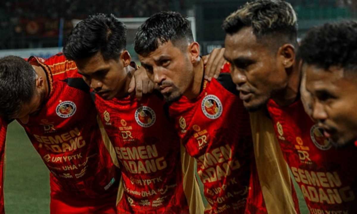 Perkiraan susunan pemain semen padang vs psms, spaso dan lilipaly pimpin lini depan kabau sirah
