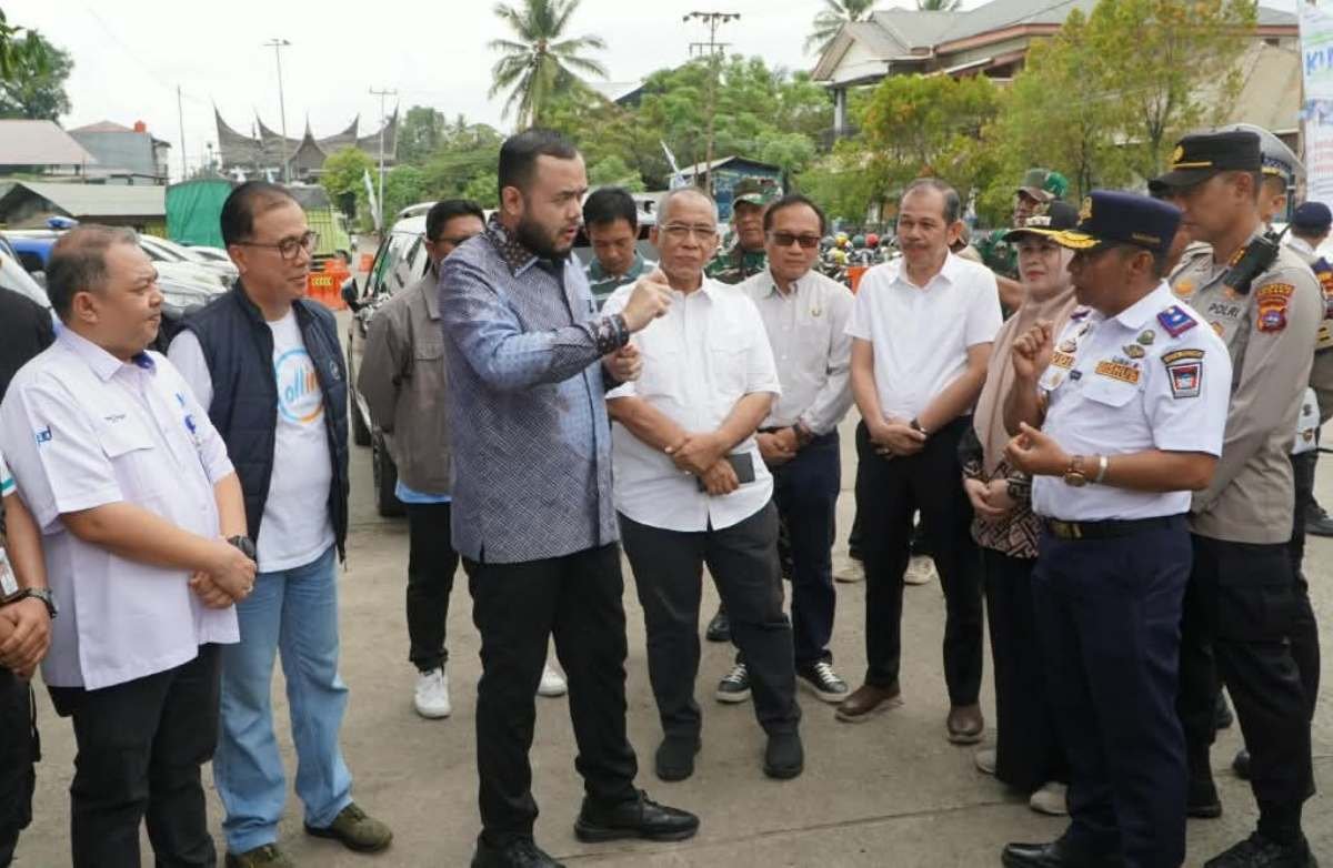 Gunakan Sistem QR, Antrean Truk Solar di Bandar Buat Dipindah ke Koto Lalang