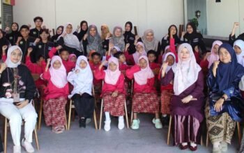Fk unand beri pendampingan psikososial murid sd terdampak galodo di padang