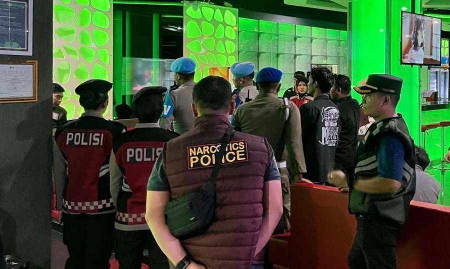 Razia belasan tempat hiburan di padang, polda sumbar jaring dua pengunjung positif narkoba