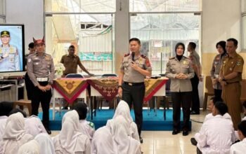 Wakapolda sumbar sambangi smkn 5 padang, ingatkan pelajar jauhi judol dan narkoba